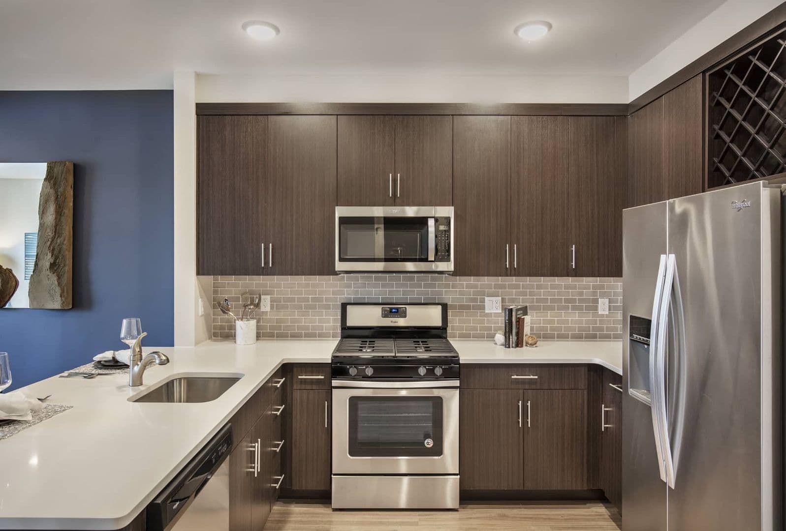 Englewood Apartment: 5 William Street,