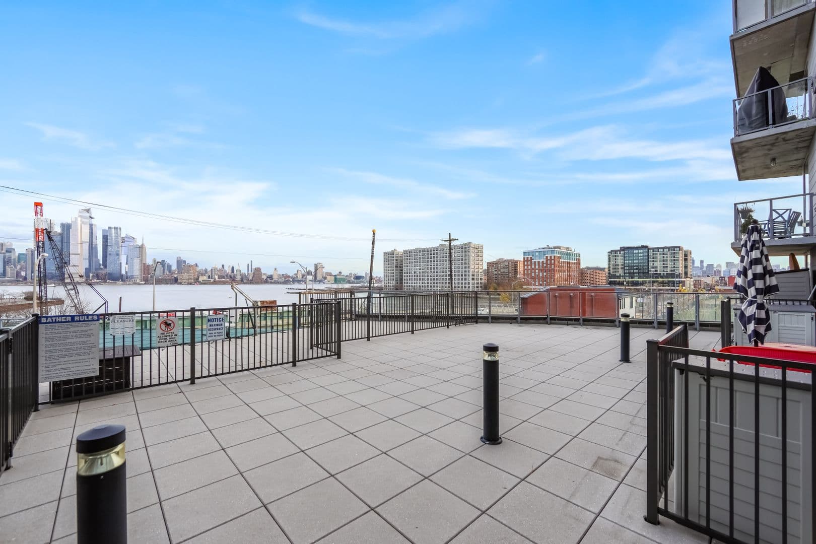 Weehawken Apartment: 1710 Park Ave