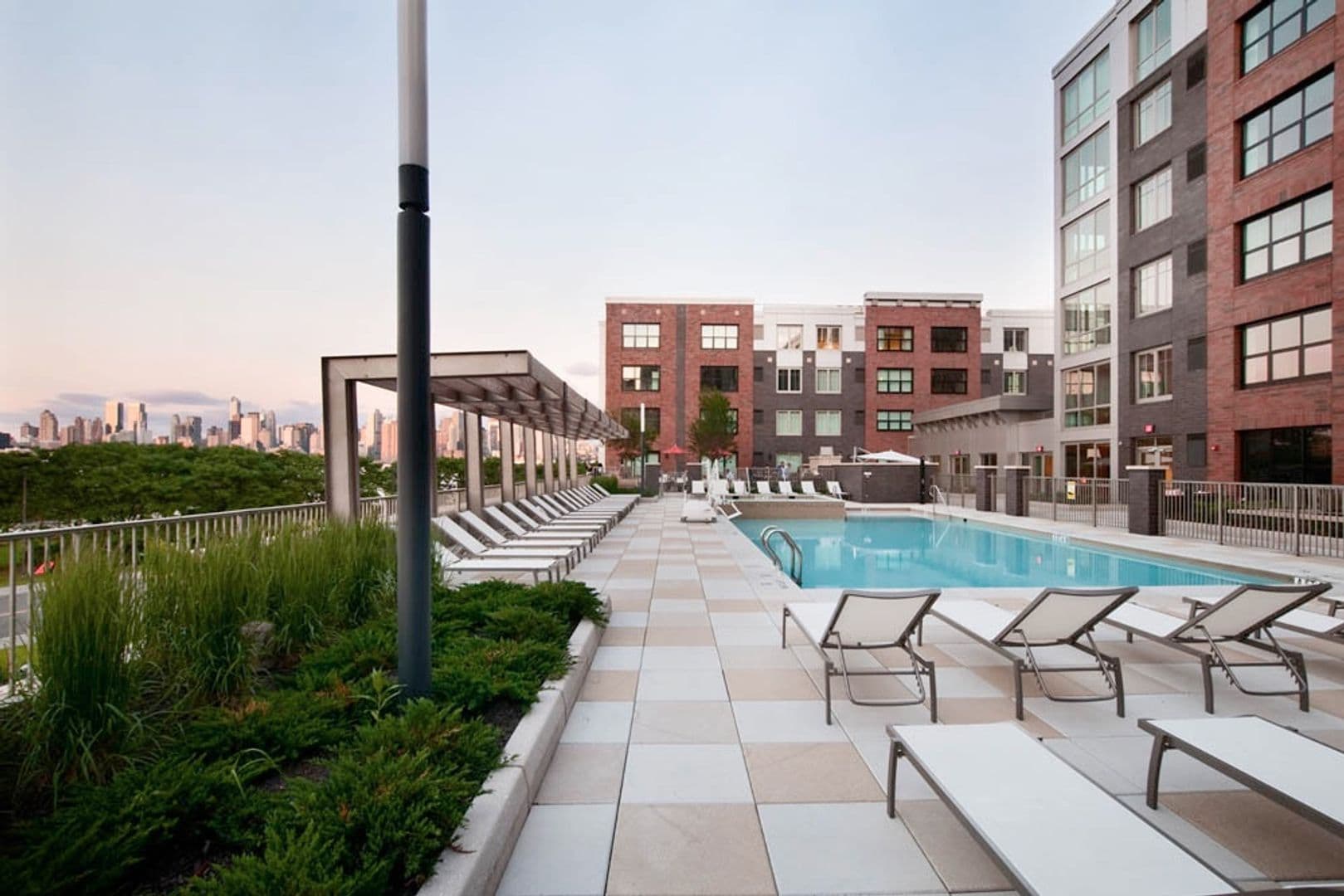 Weehawken Apartment: 1575 Harbor Blvd
