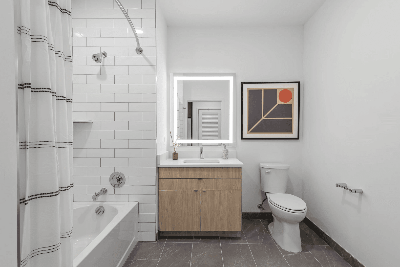 Hackensack Apartment: 2 Park Ave