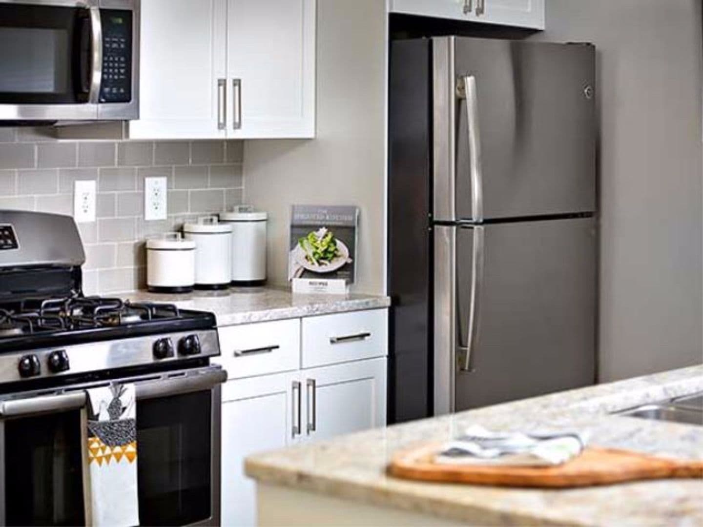 Edgewater Apartment: 8 Main Street
