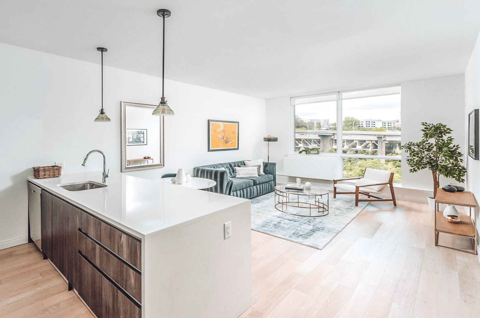 Jersey City Apartment: 370 9th st