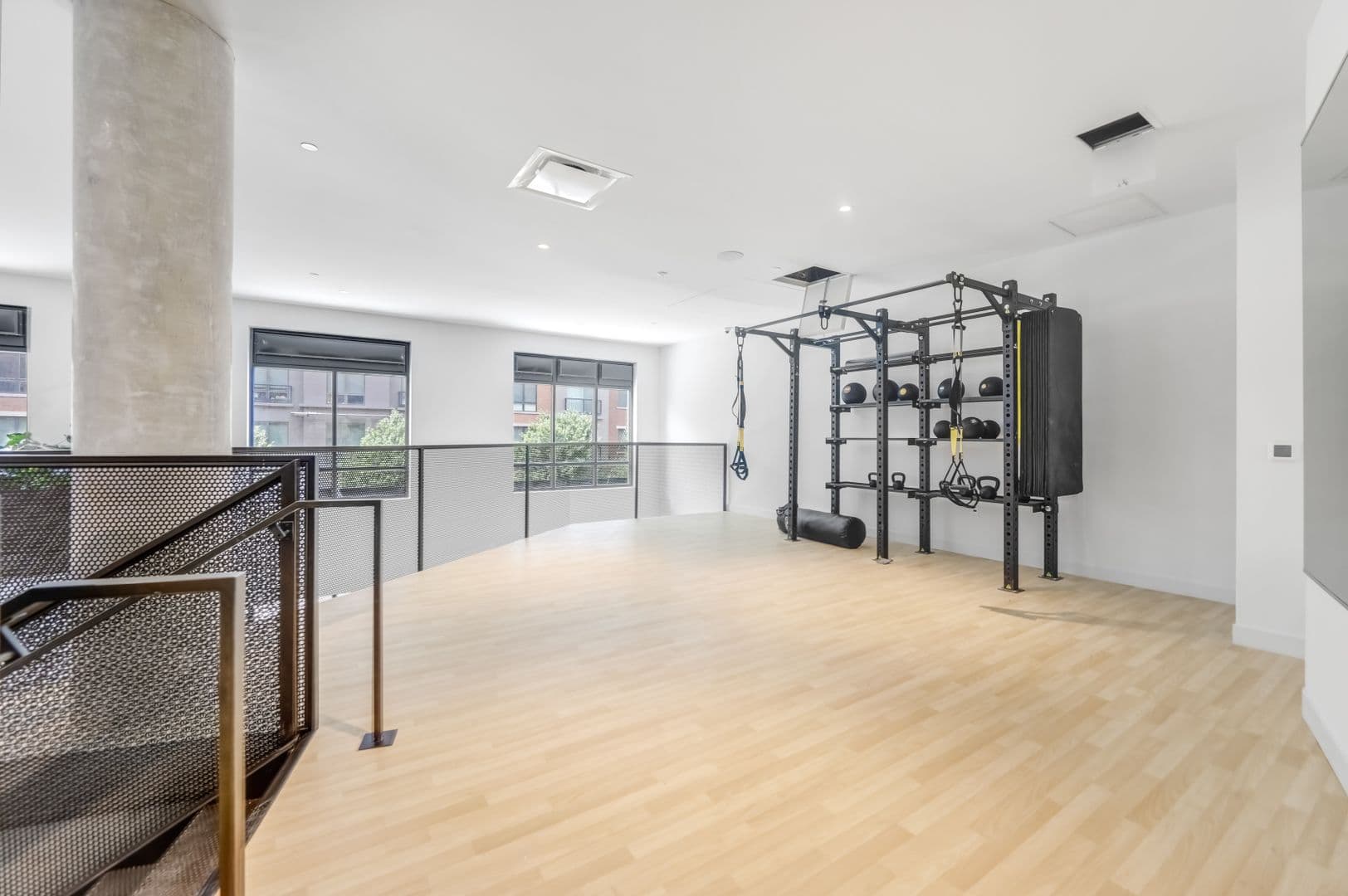 Harrison Apartment: 1100 S 5th Street