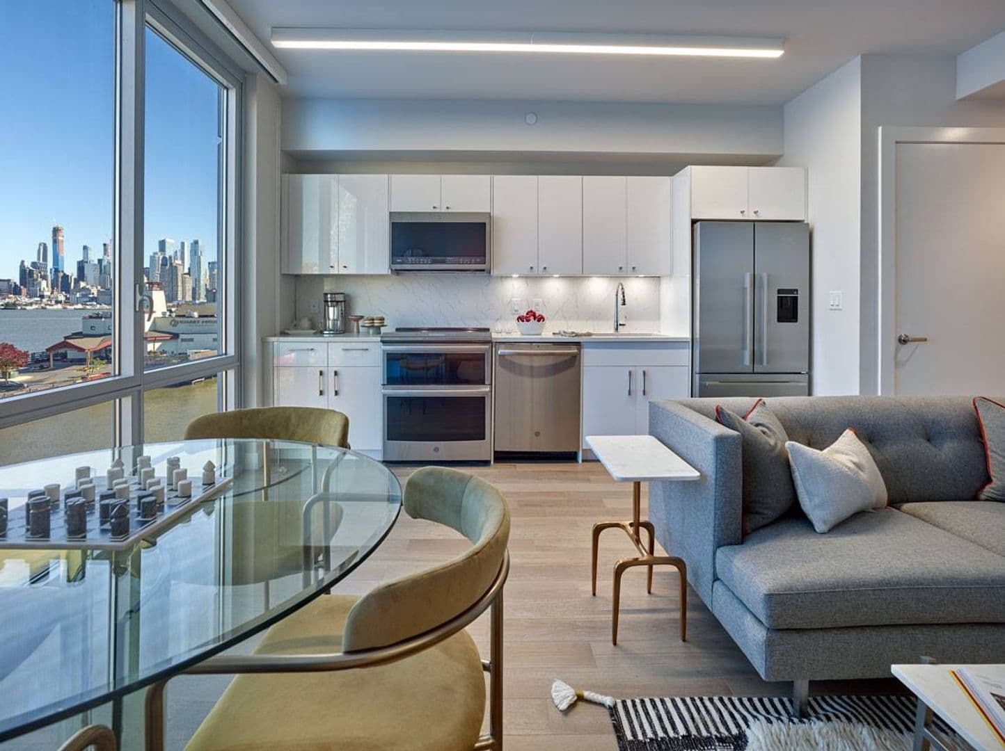 Weehawken Apartment: 1501 Harbor Blvd