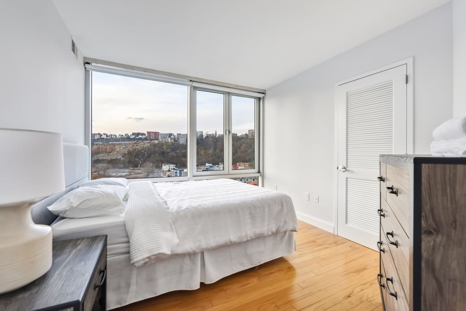 Weehawken Apartment: 1710 Park Ave