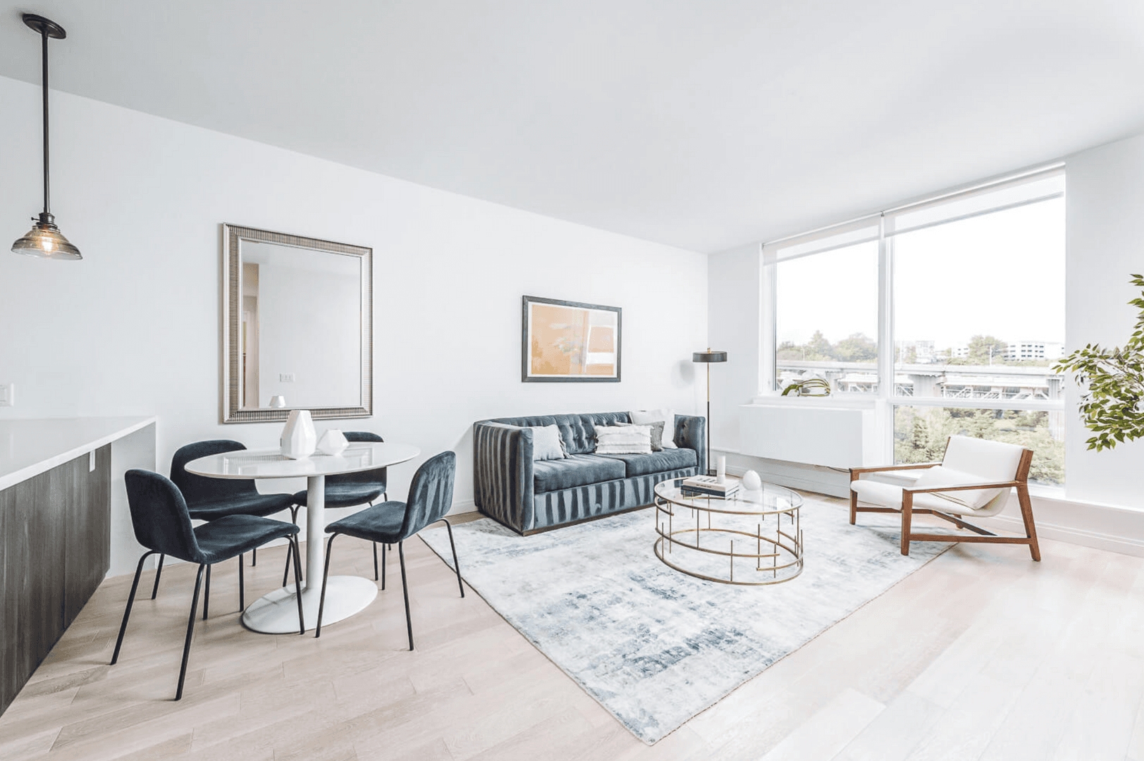Jersey City Apartment: 370 9th st