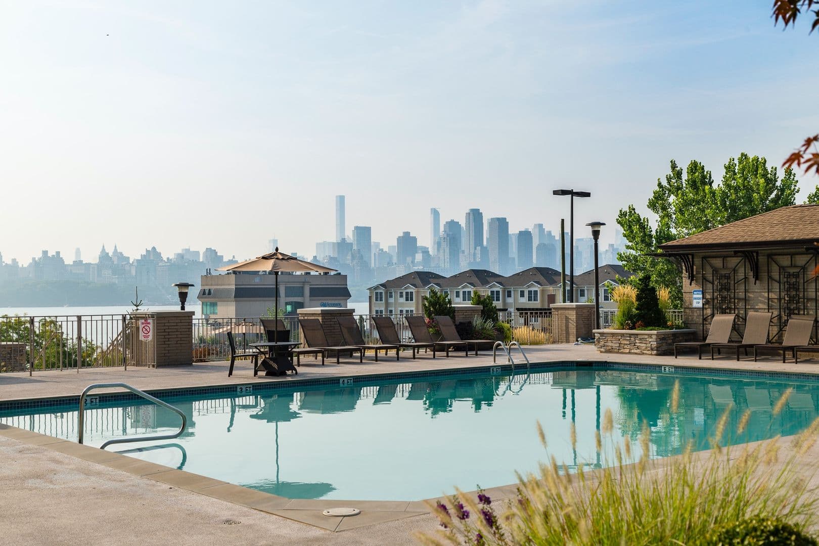 North Bergen Apartment: 7900 River Road
