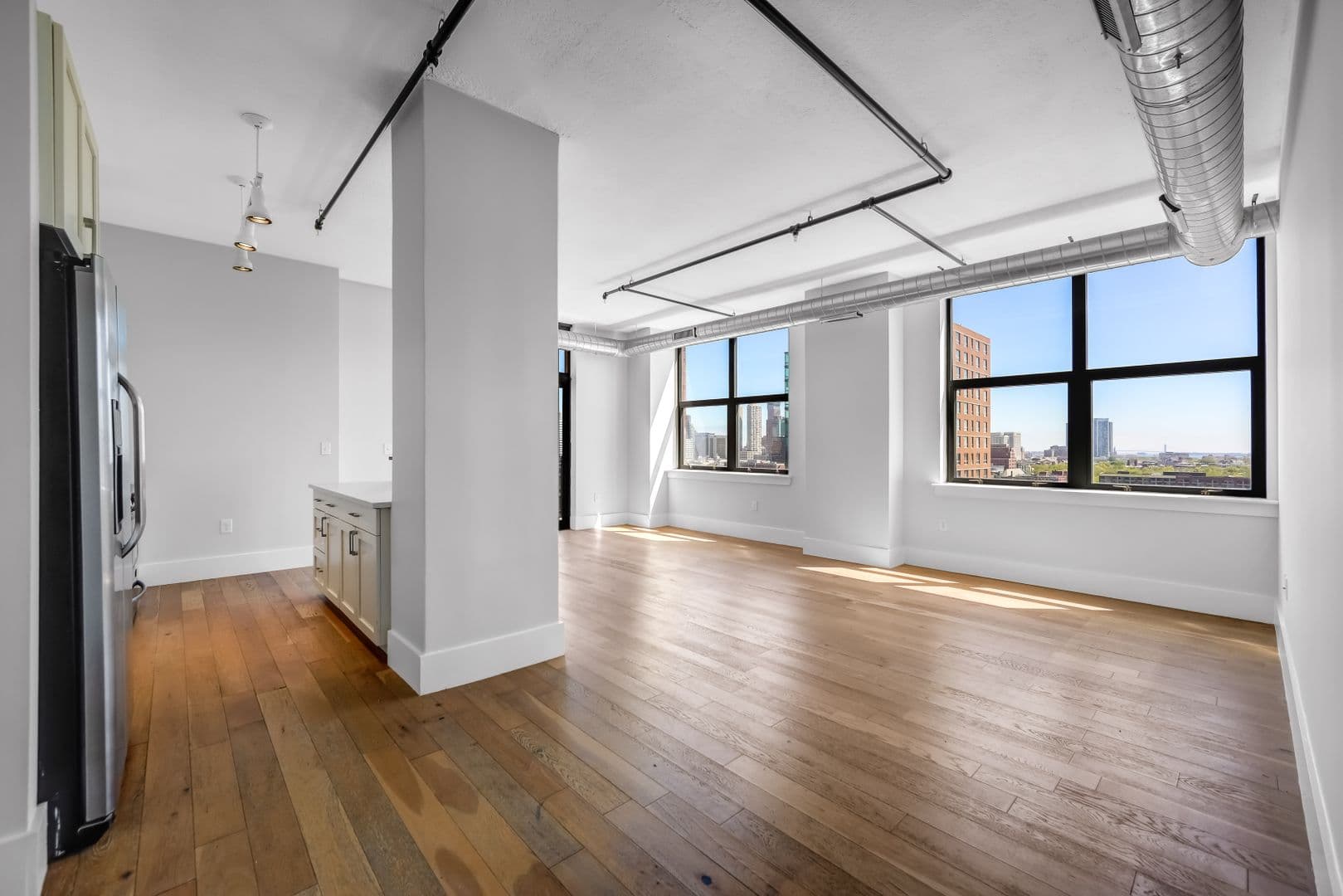 Jersey City Apartment: 299 Coles St