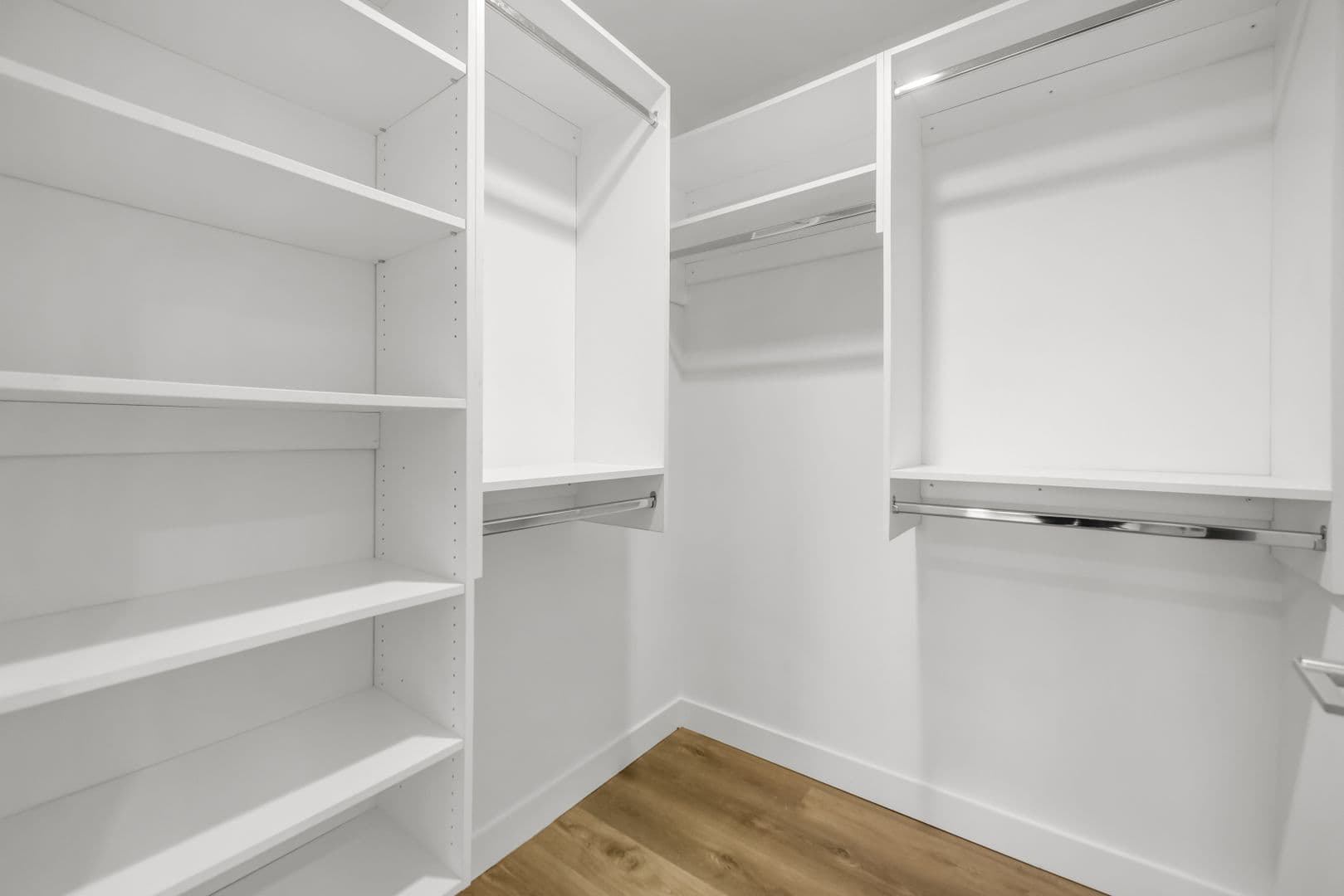 WEEHAWKEN Apartment: 805 HARBOR BLVD