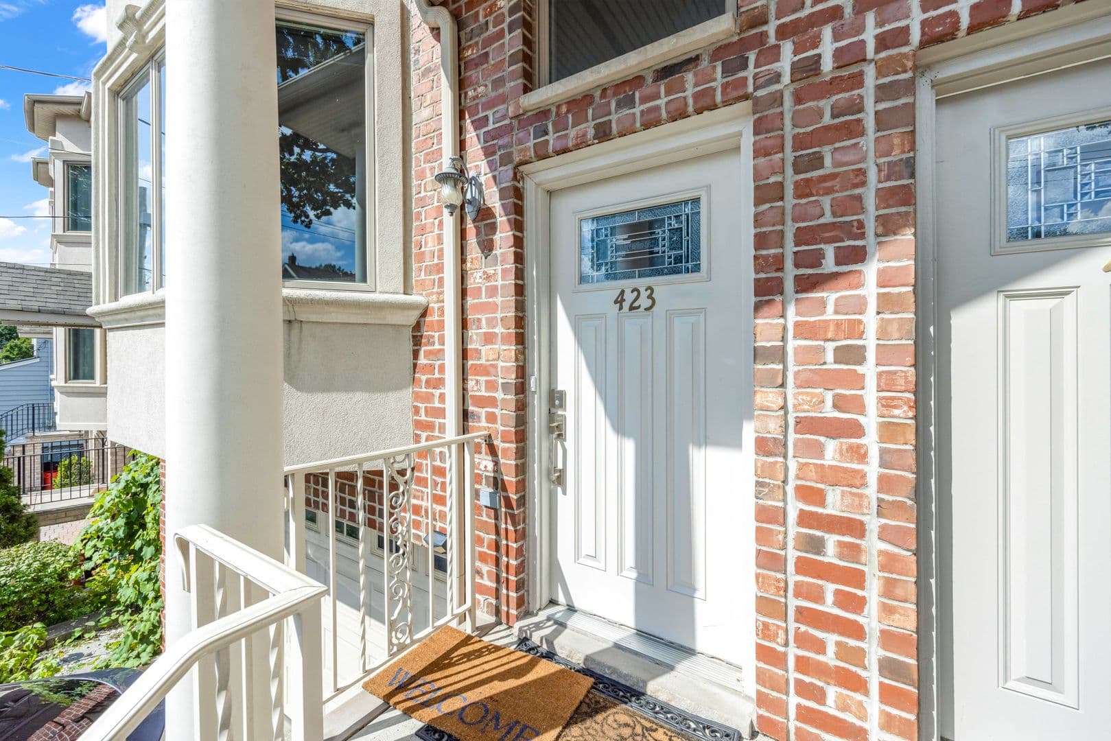 Cliffside Park House: 423 Lafayette Avenue