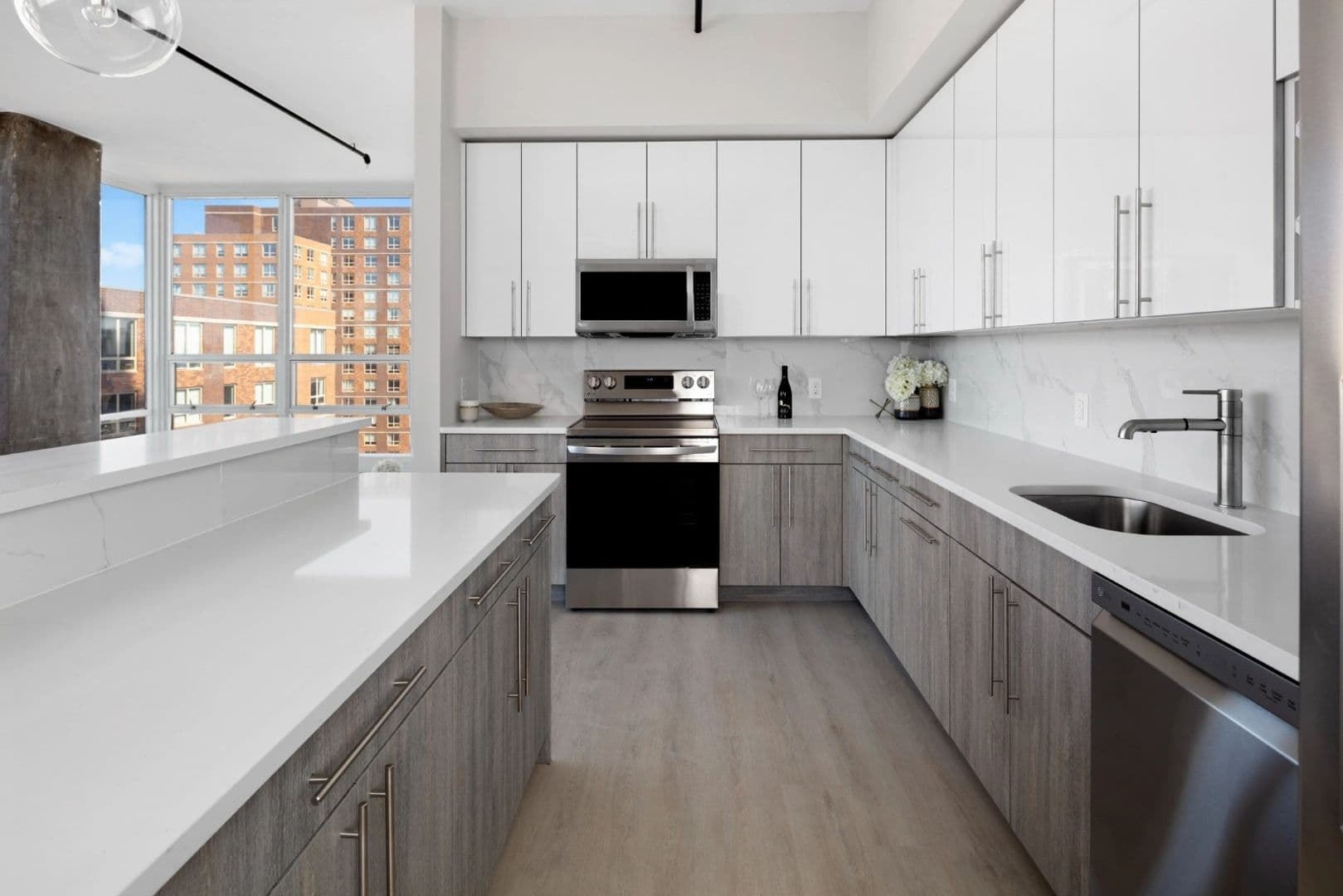 Jersey City Apartment: 234 16th St, Jersey City