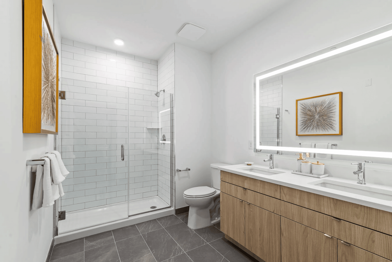 Hackensack Apartment: 2 Park Ave
