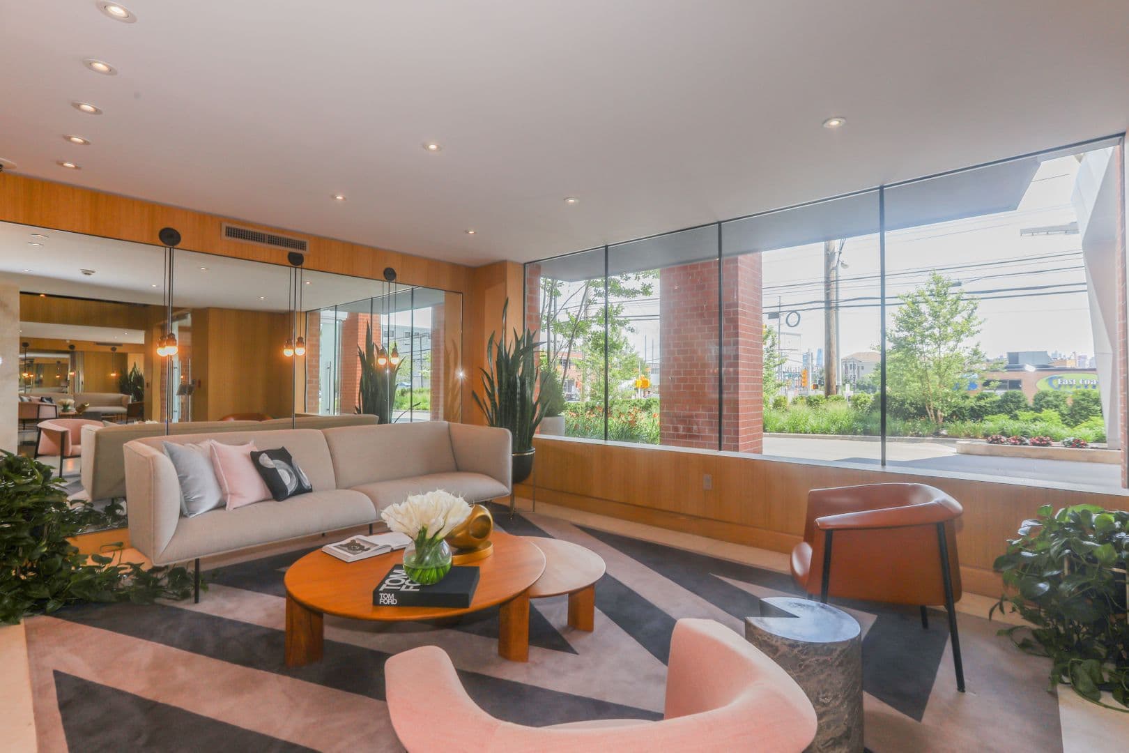 Edgewater Apartment: 7650 River Road