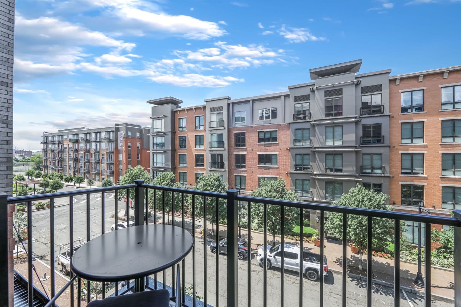 Harrison Apartment: 1100 S 5th Street