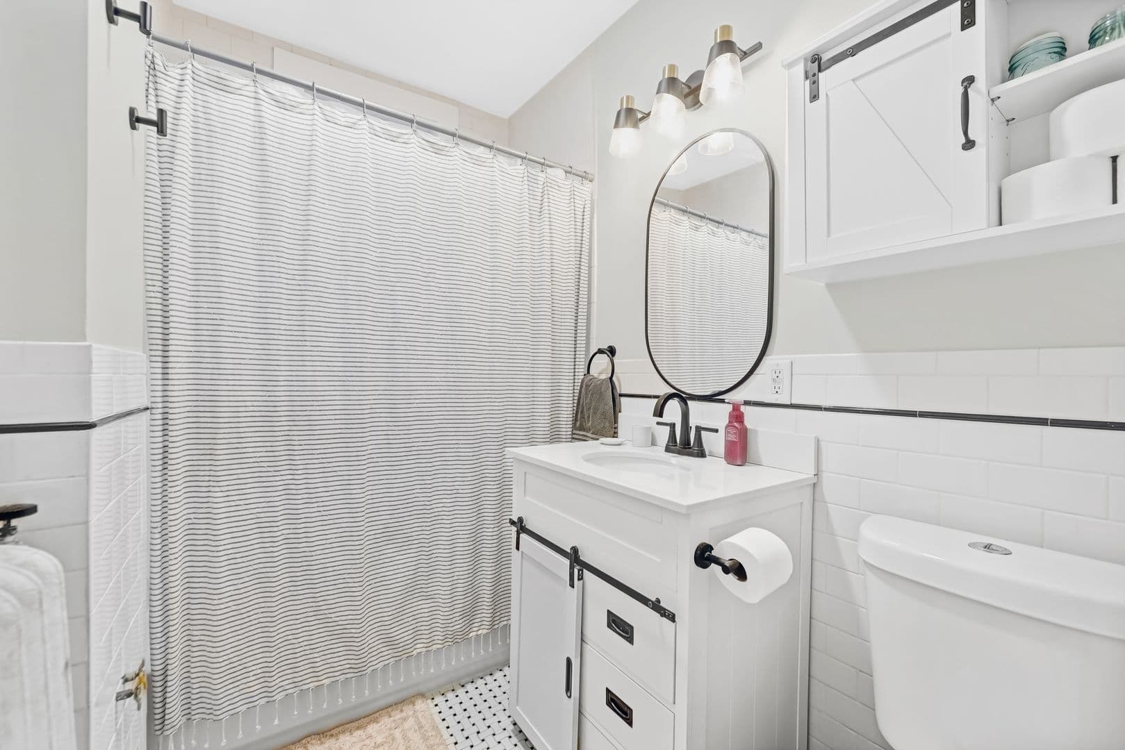 Union City Apartment: 1200 Central Ave