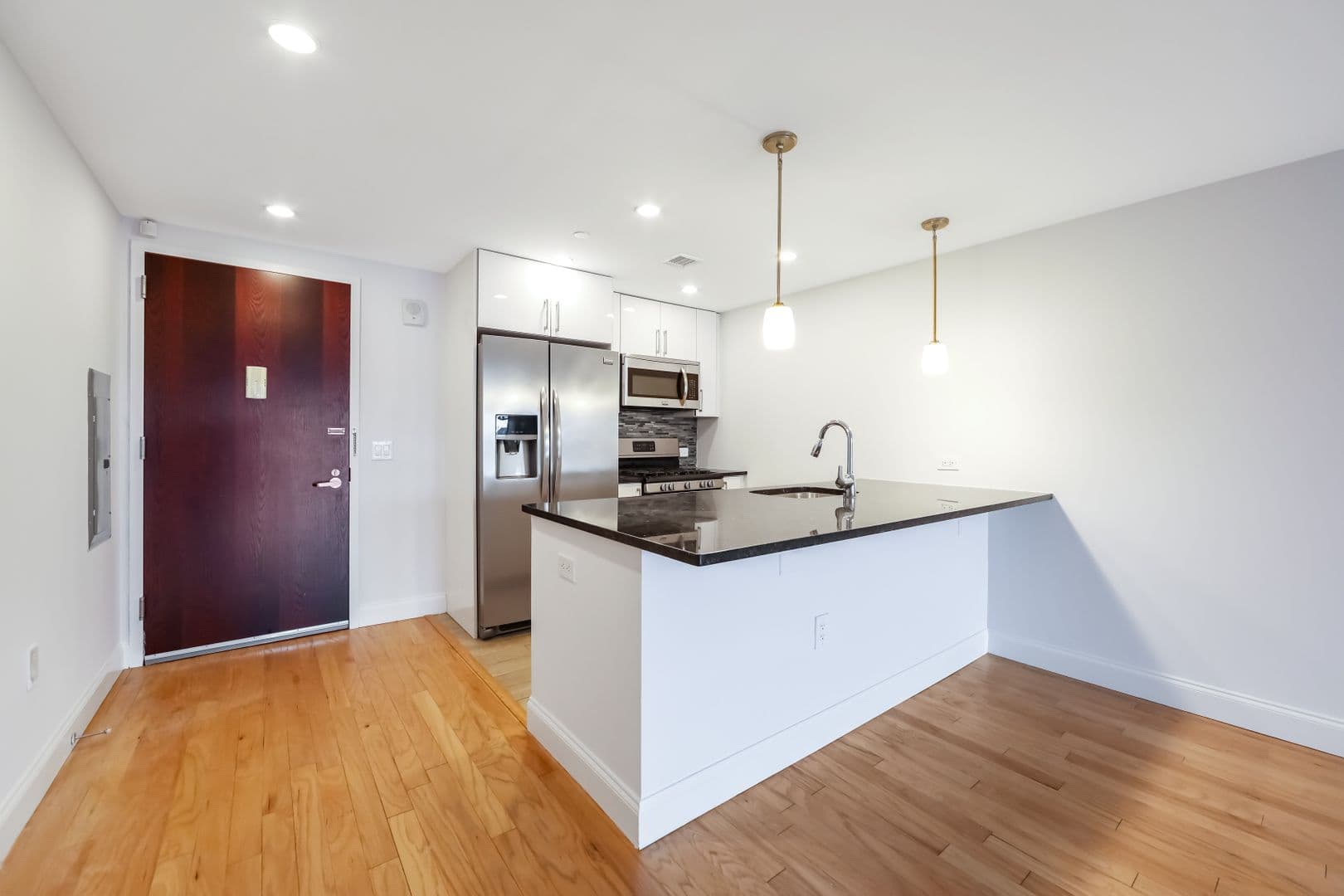 Weehawken Apartment: 1710 Park Ave