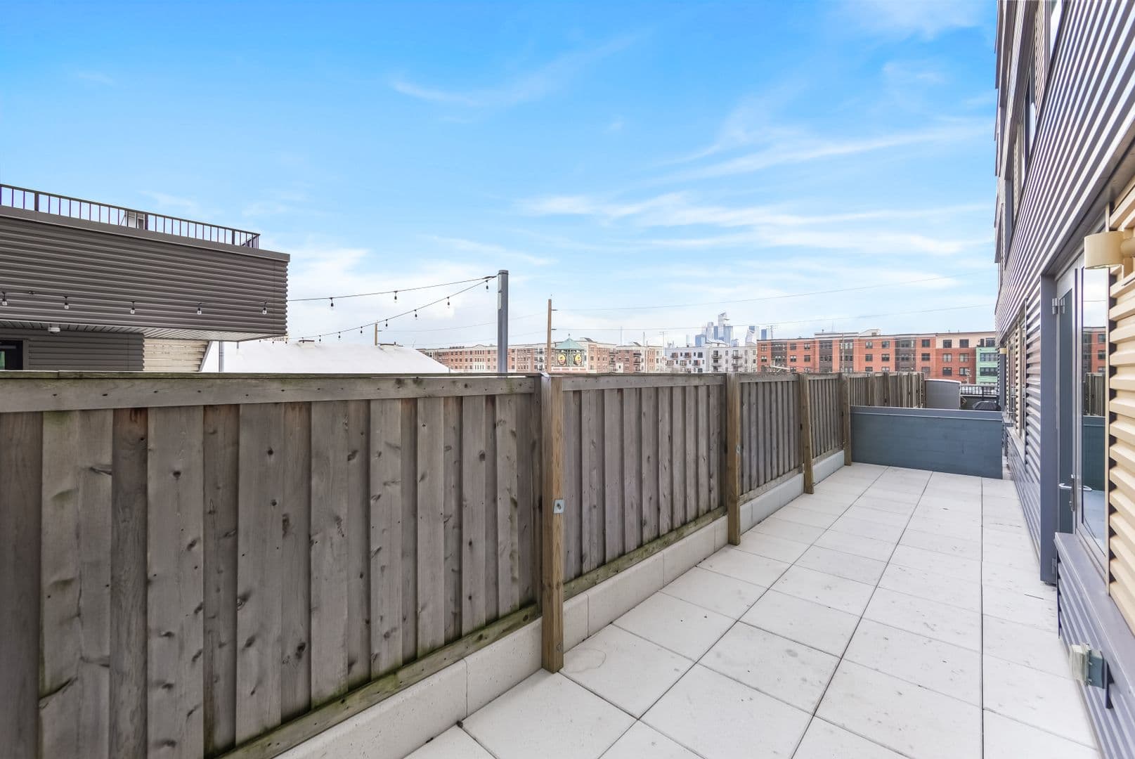 Hoboken House: 901 Monroe Street