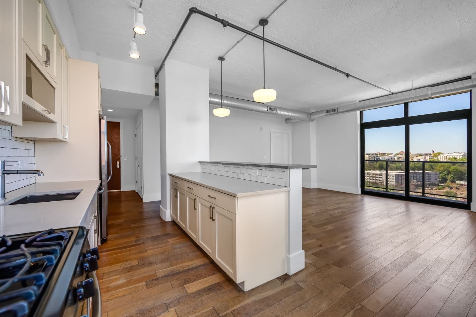 Jersey City Apartment: 299 Coles St