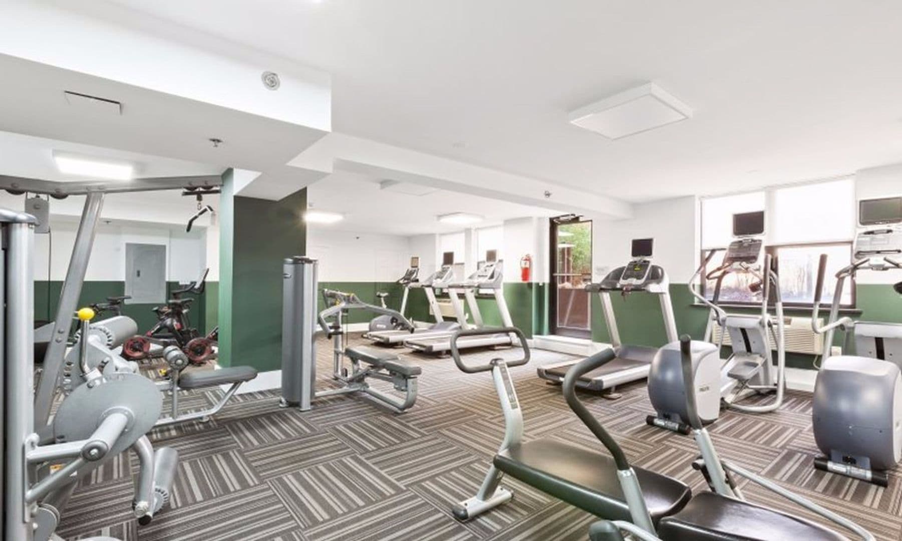 Hoboken Apartment: 71 Garden Street