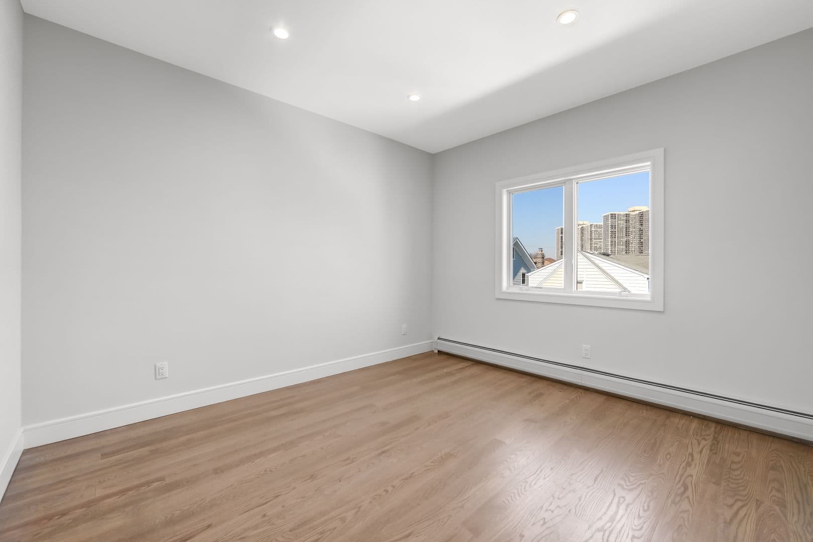 Cliffside Park House: 39 Washington Ave