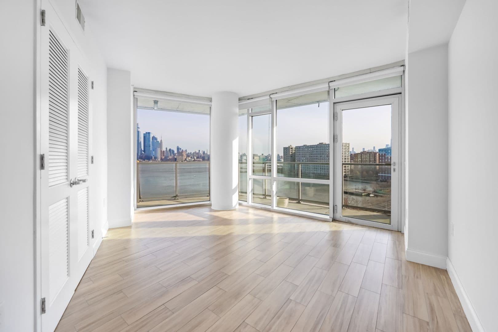 Weehawken Apartment: 1700 Park Avenue