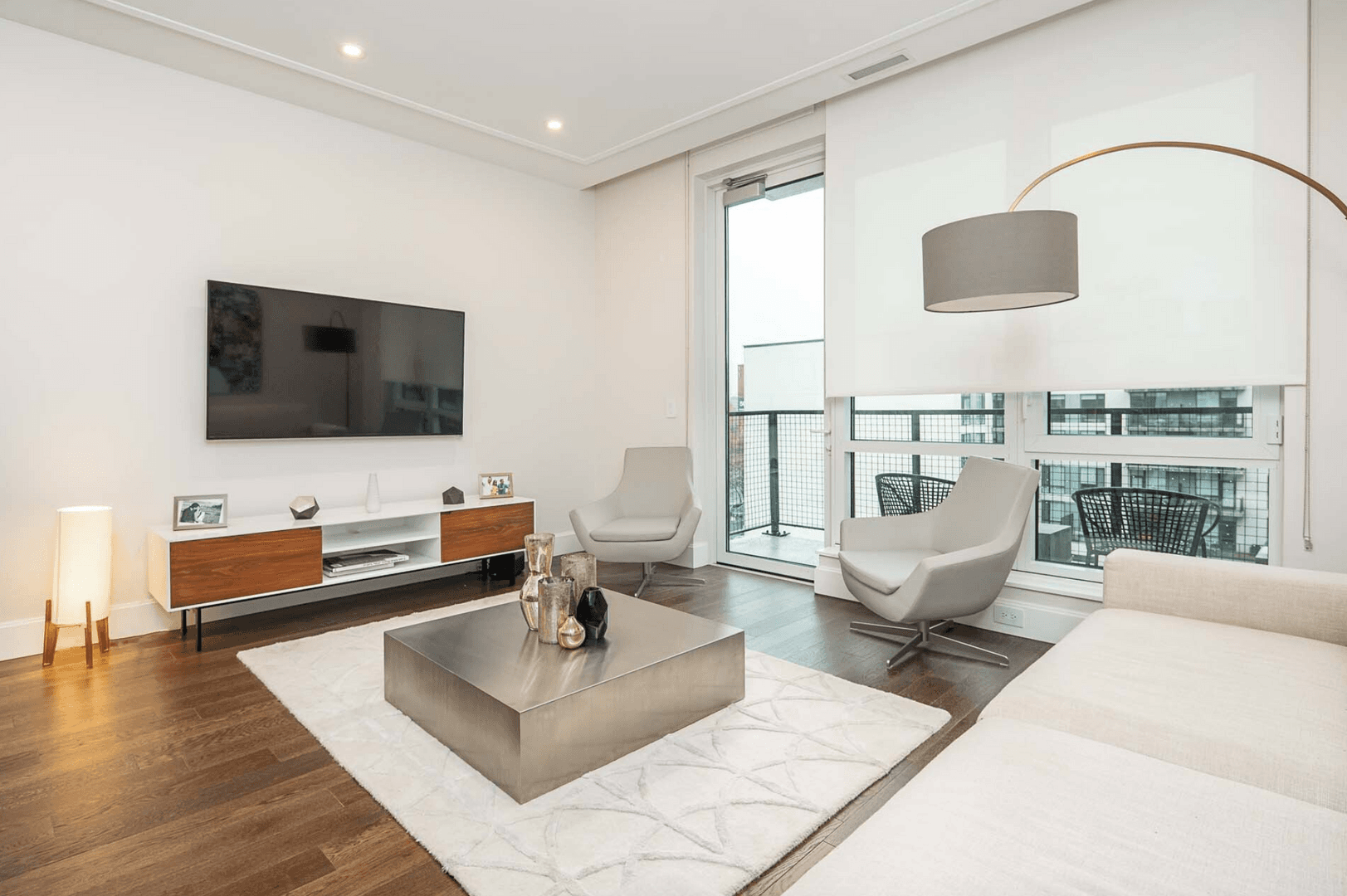 Jersey City Apartment: 370 9th st