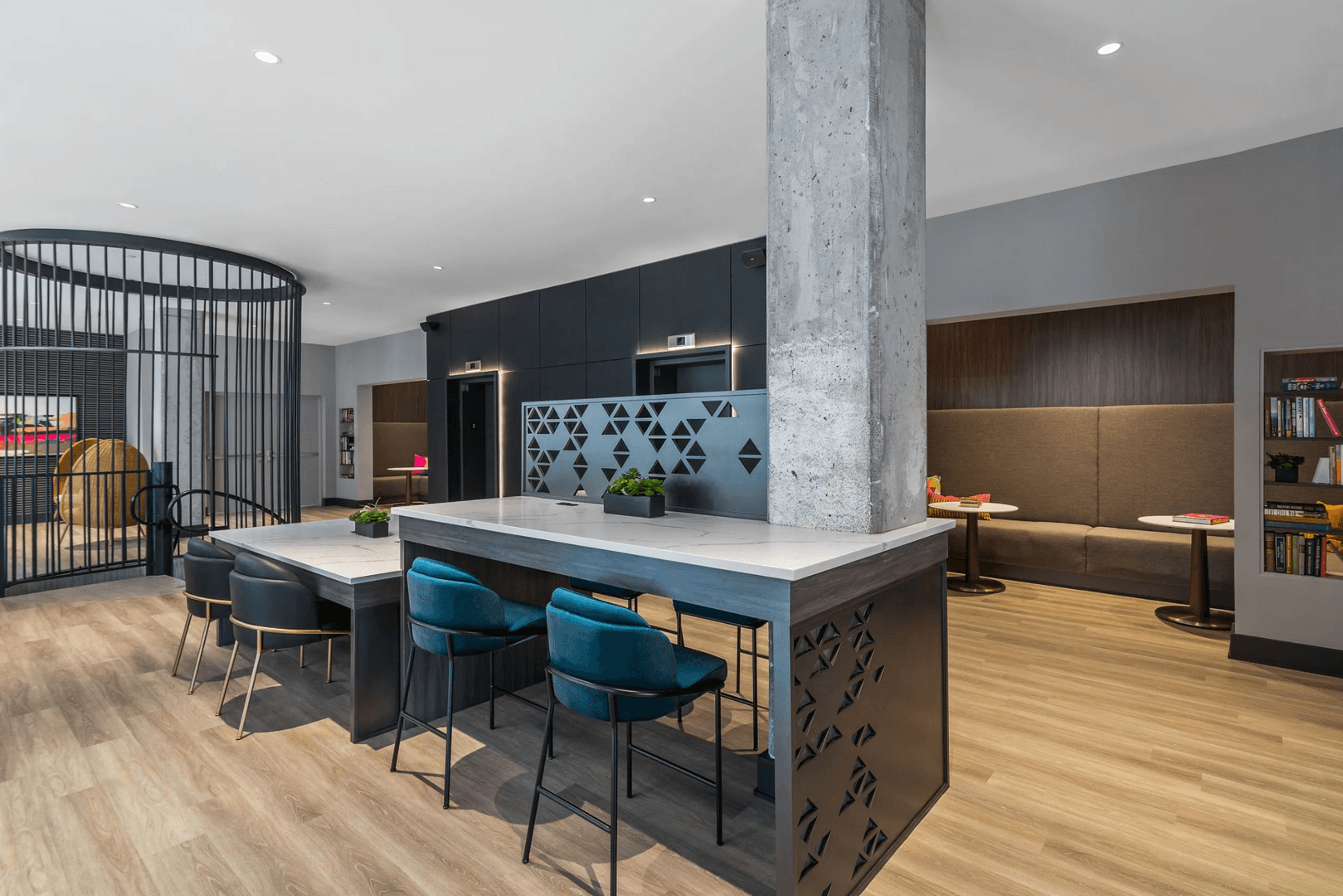 Hackensack Apartment: 2 Park Ave