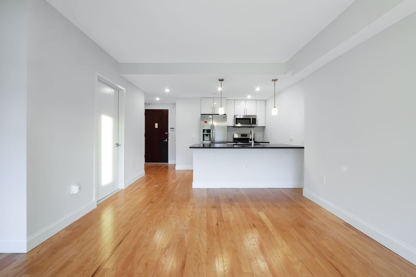 Weehawken Apartment: 1710 Park Ave