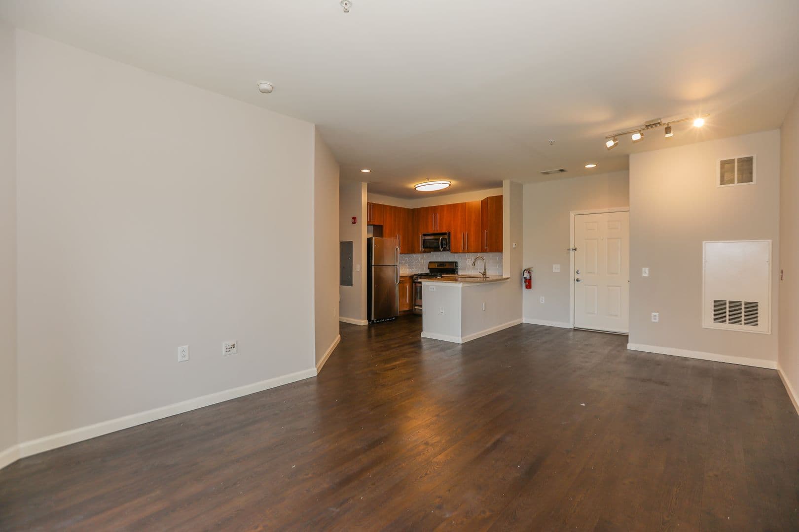 Englewood Apartment: 56 Brownstone Way