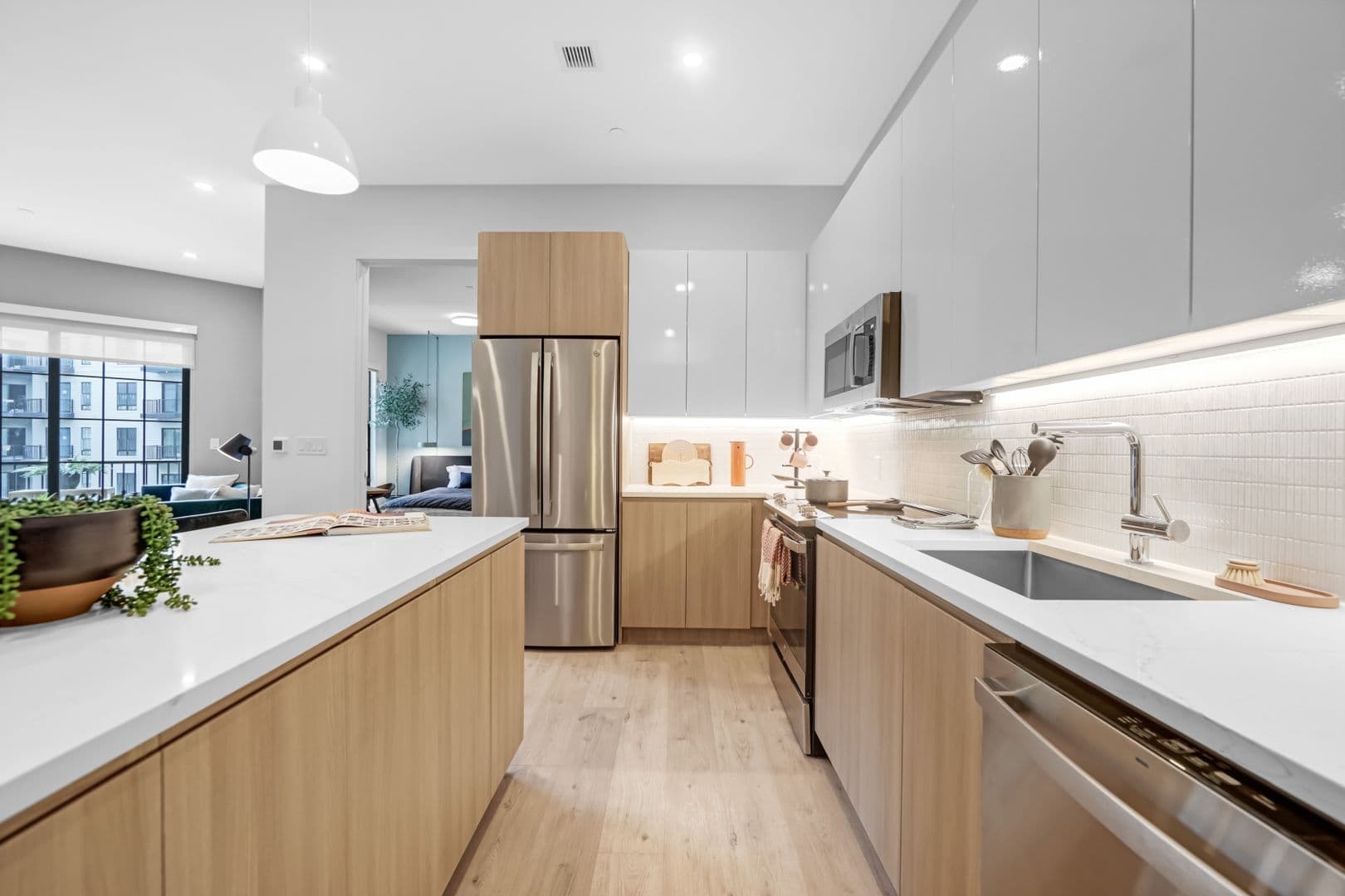 Harrison Apartment: 1100 S 5th Street
