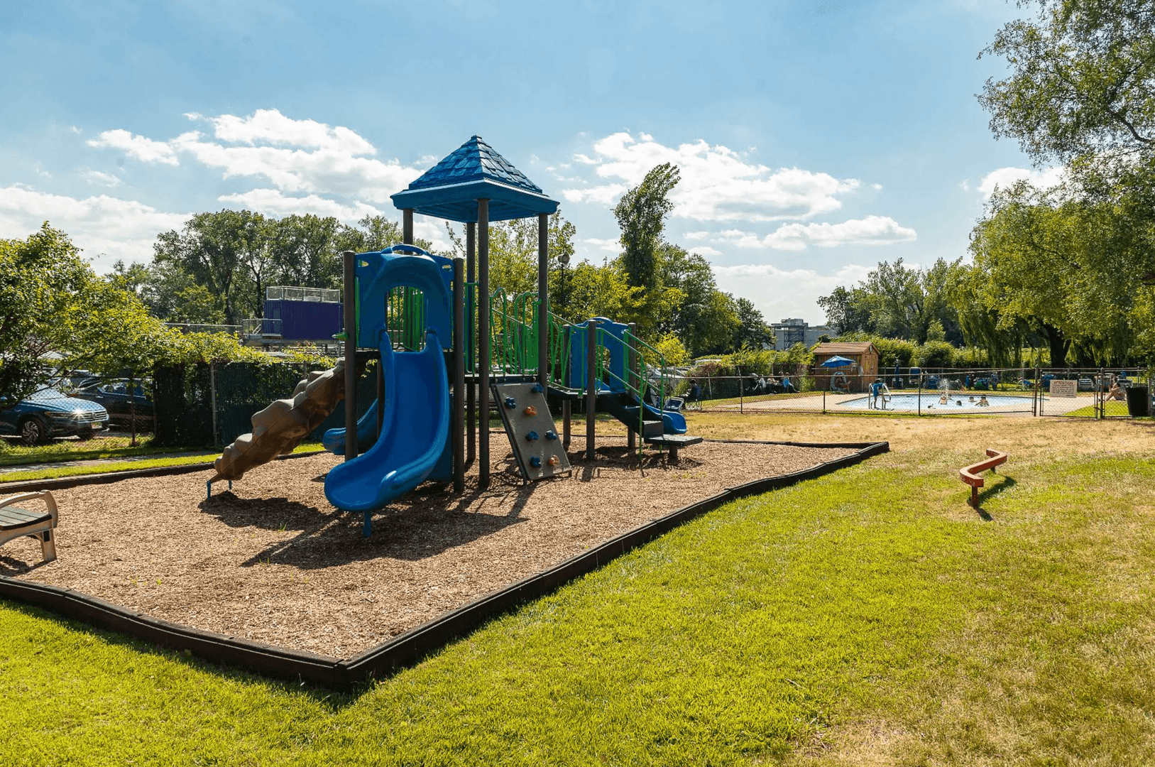 Hackensack Apartment: 2 Park Ave