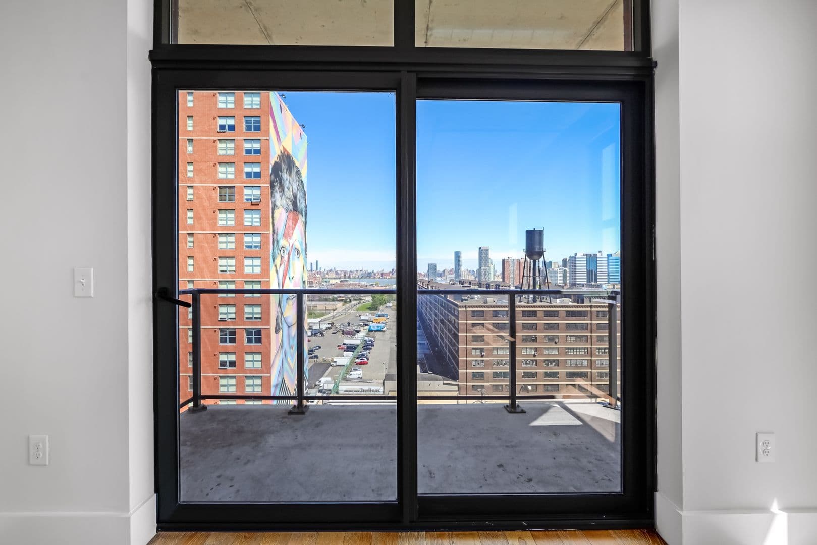 Jersey City Apartment: 299 Coles St