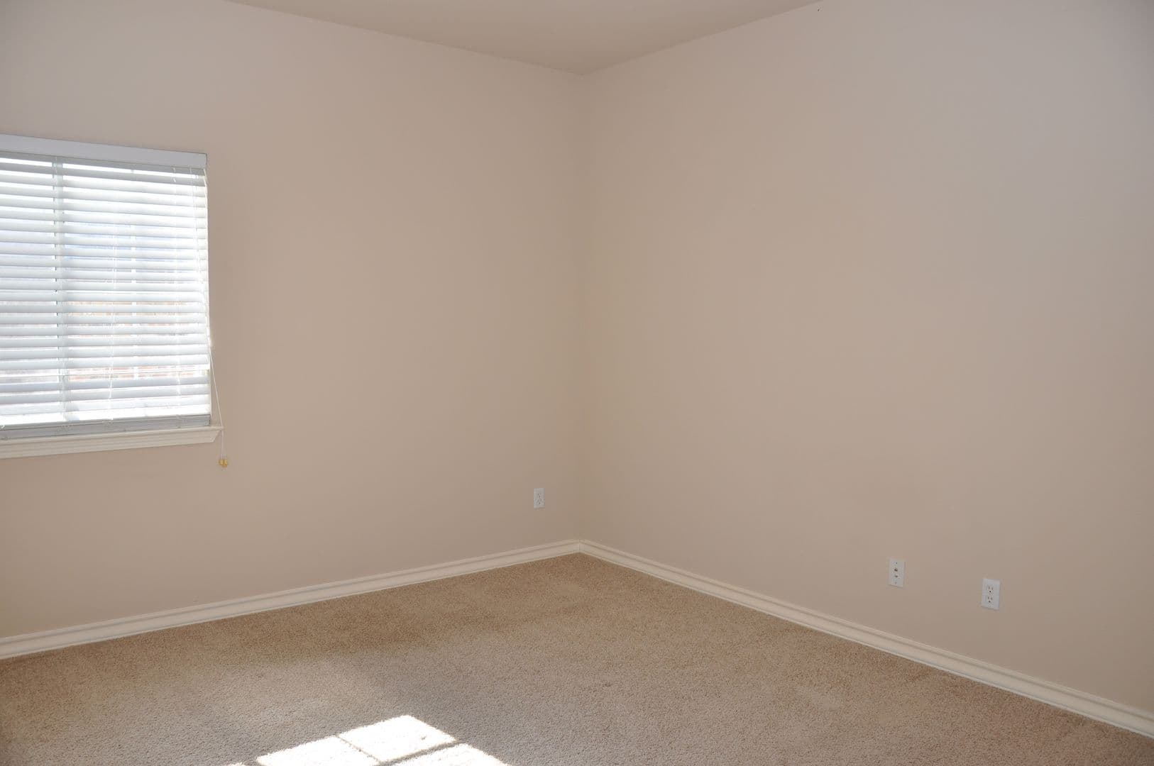 Austin House: 16616 Dalmahoy Drive
