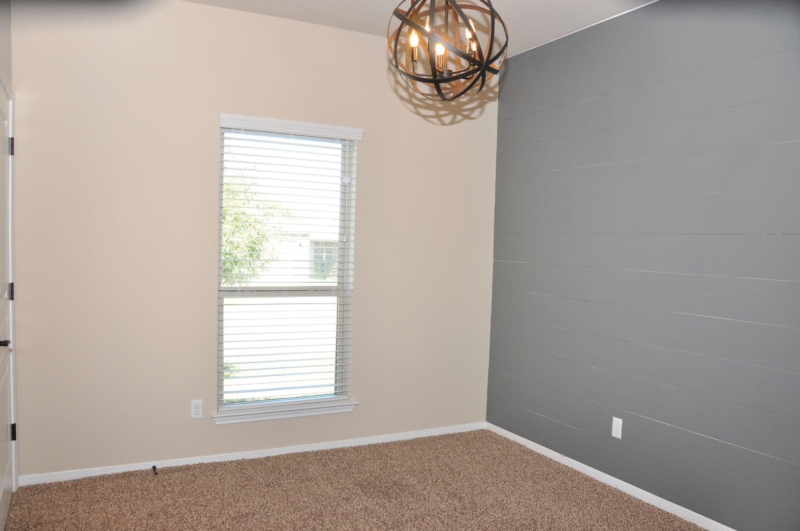 Temple House: 5603 Drury Lane
