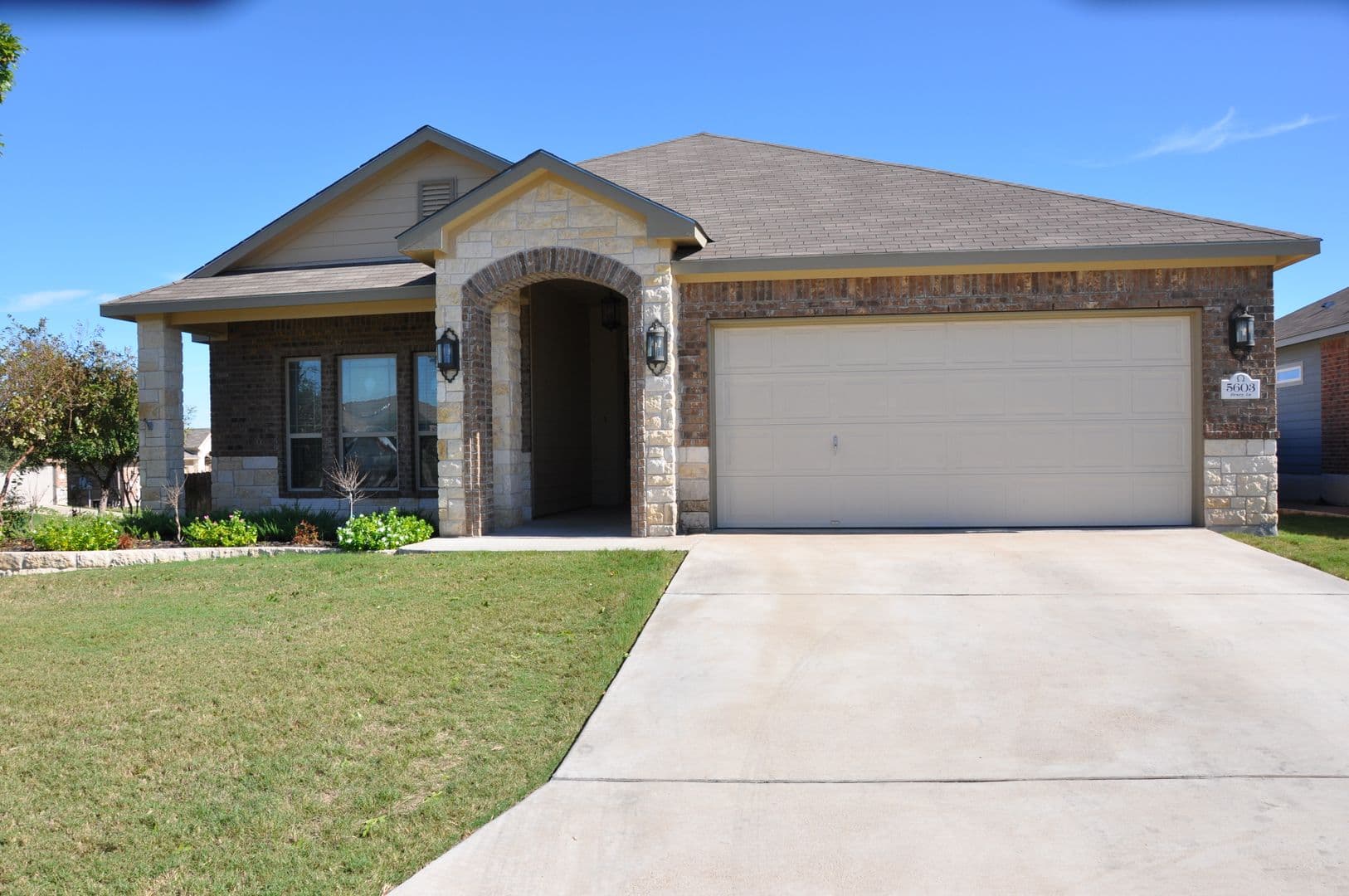 Temple House: 5603 Drury Lane