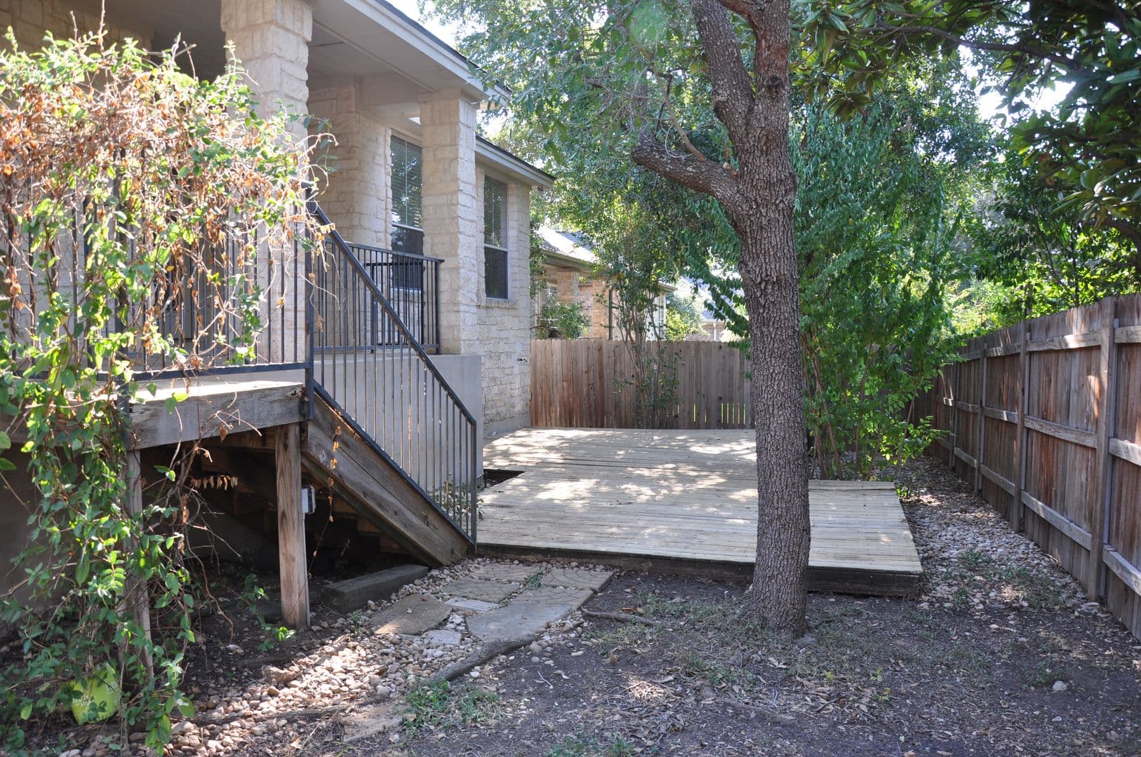 Austin House: 16616 Dalmahoy Drive