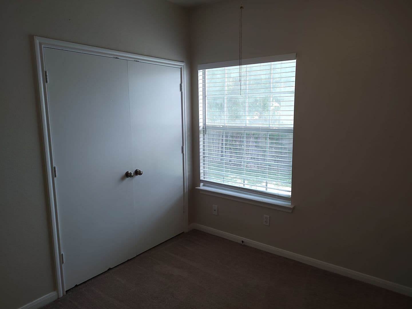 Leander House: 2206 S Bagdad unit B