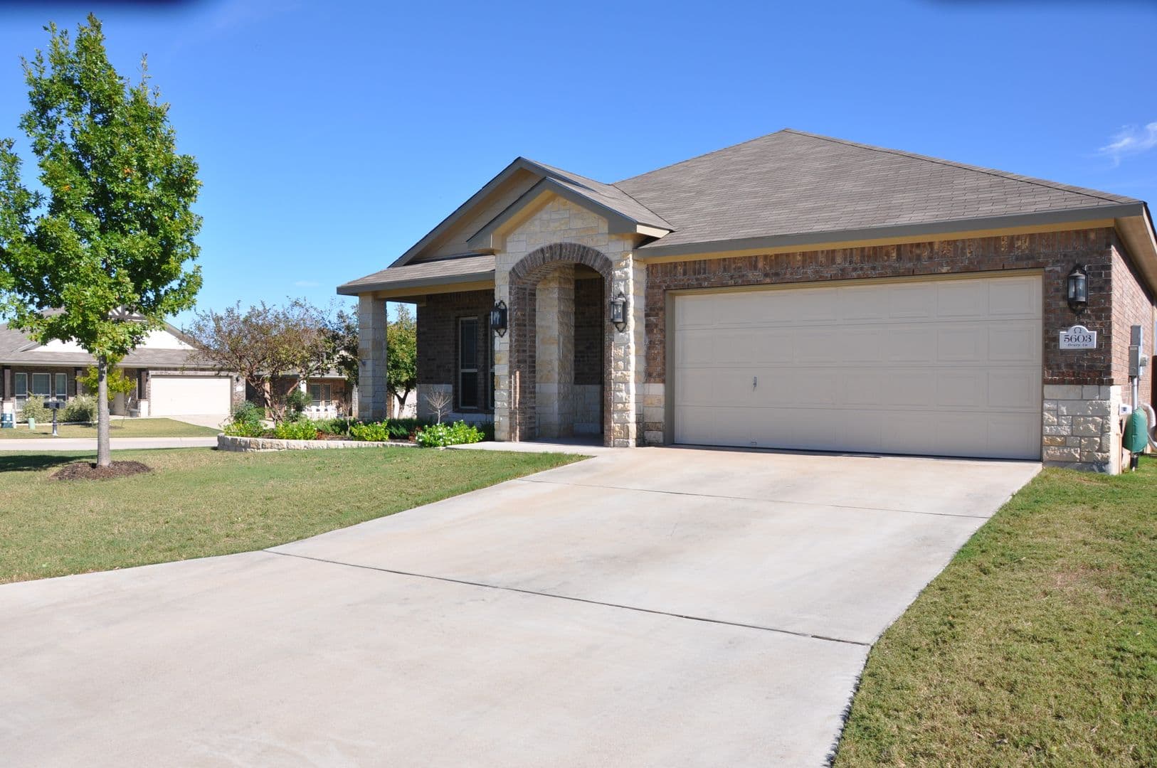Temple House: 5603 Drury Lane