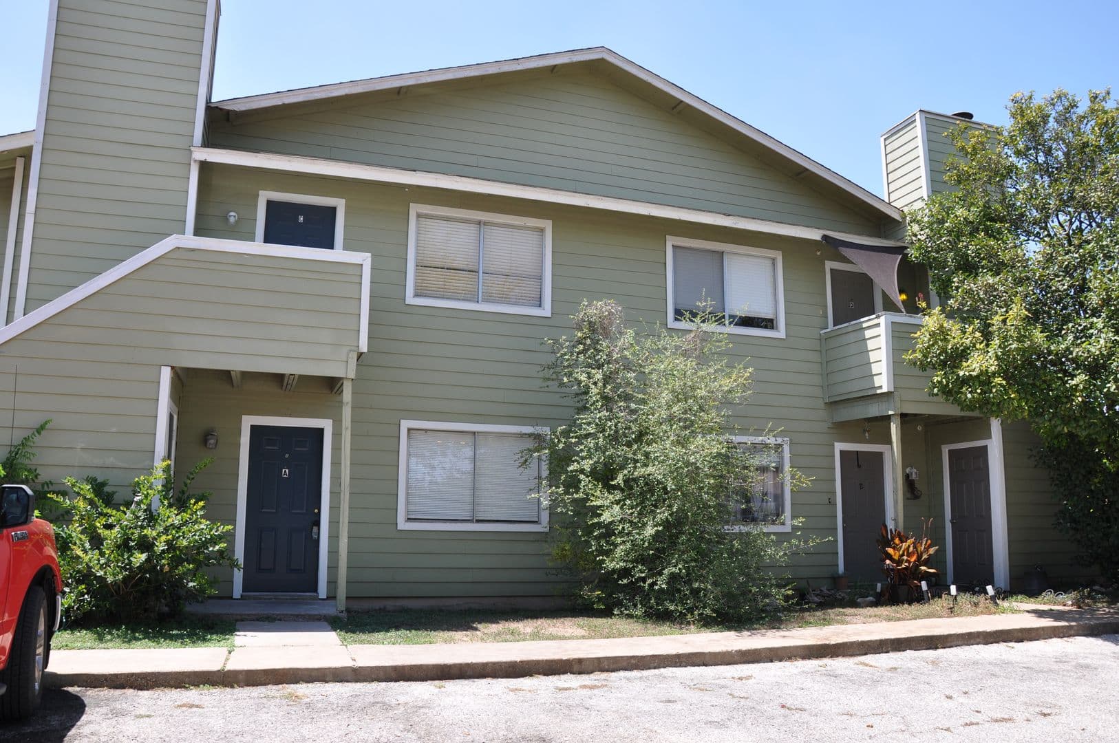 Austin House: 10810 Topperwein Drive Unit A