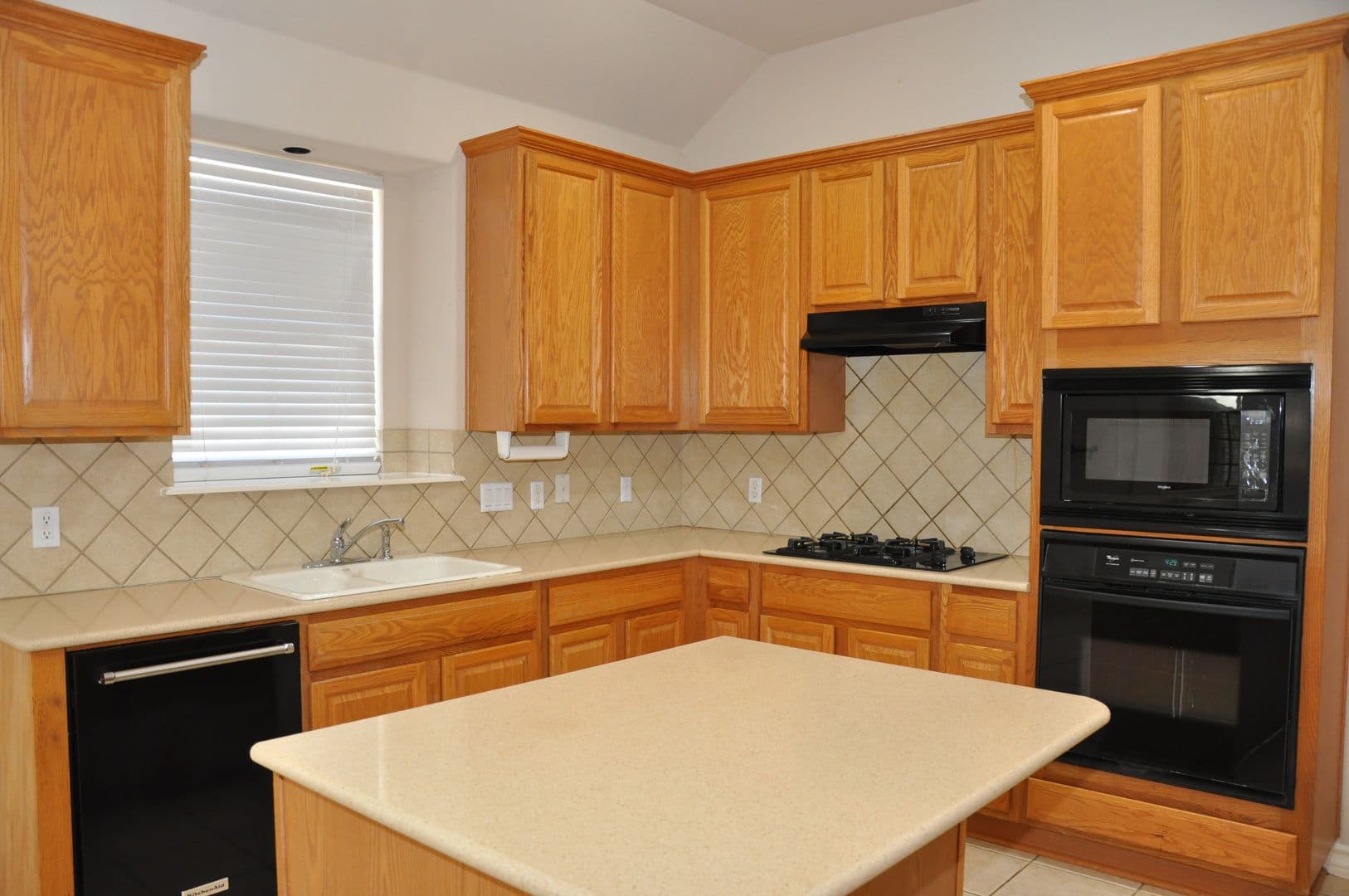 Austin House: 16616 Dalmahoy Drive