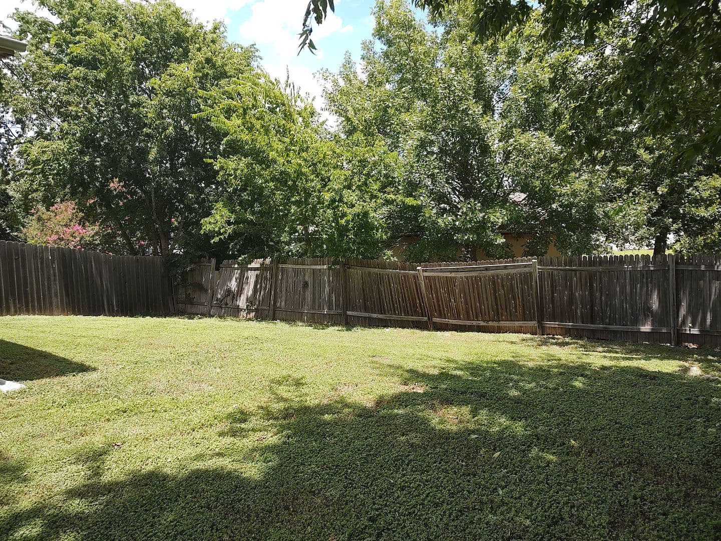 Leander House: 2206 S Bagdad unit B