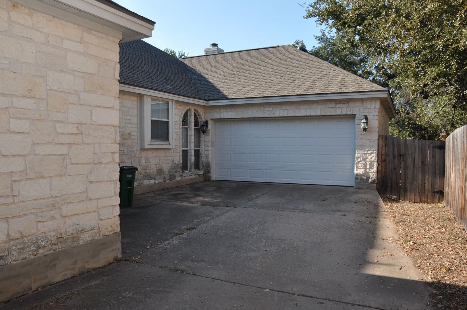 Austin House: 16616 Dalmahoy Drive