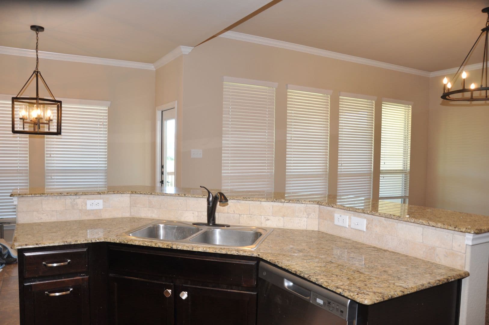Temple House: 5603 Drury Lane