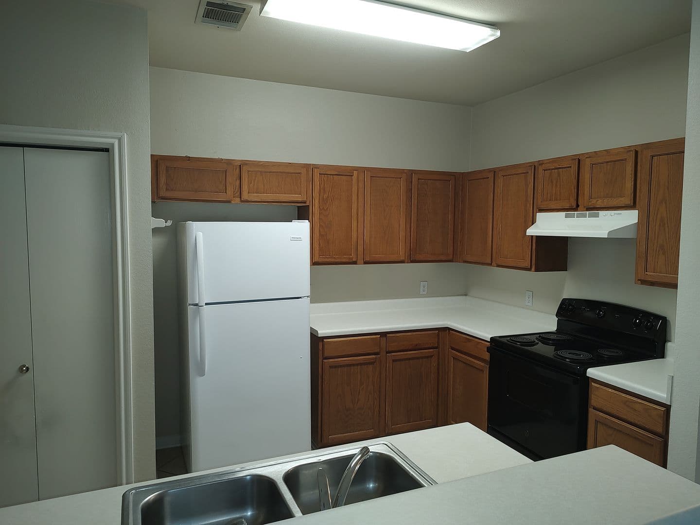 Leander House: 2206 S Bagdad unit B