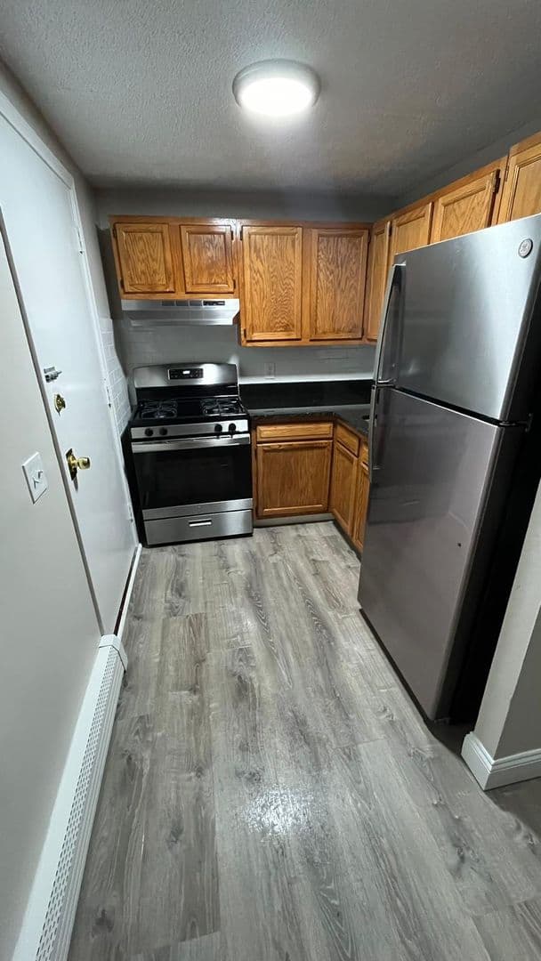 Worcester Apartment: 3 Henry Terrace