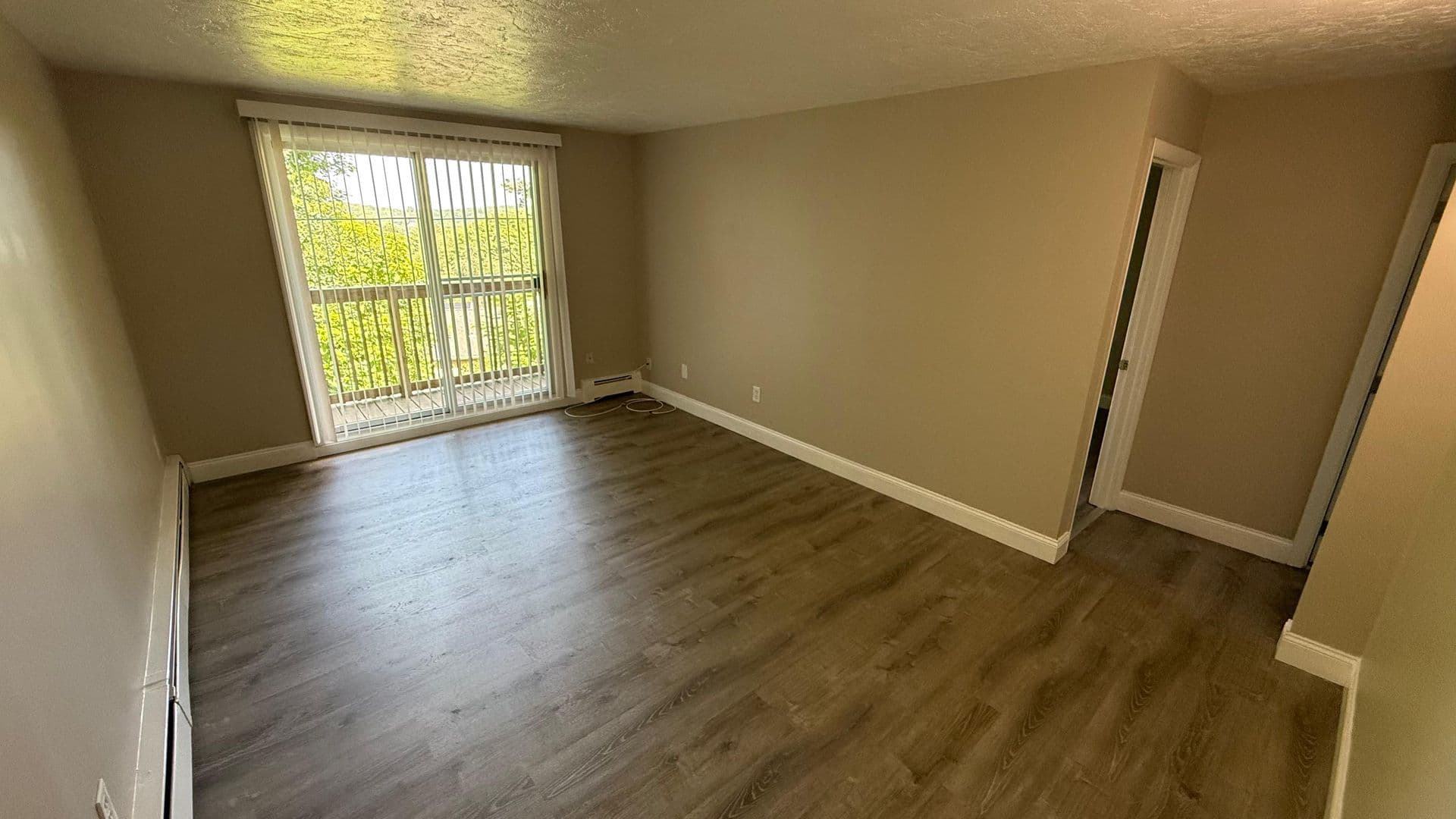 Worcester Apartment: 10 Henry Terrace