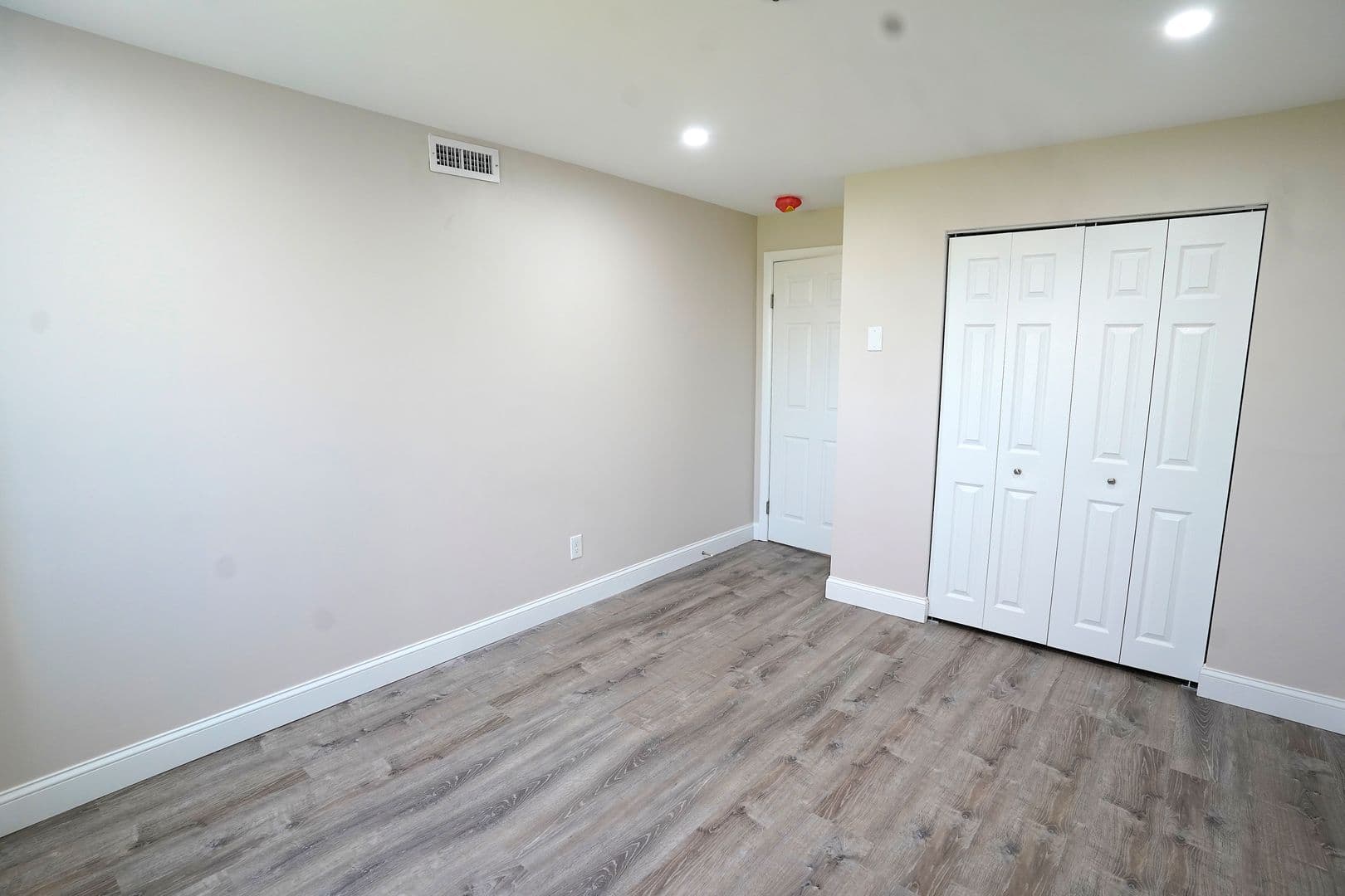 Quincy Apartment: 1020 Southern Artery