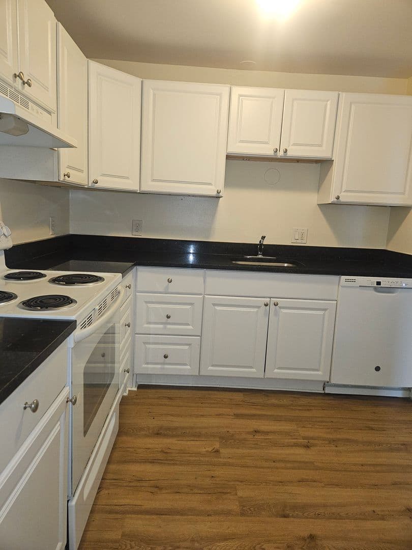 Fall River Apartment: 4000 North Main Street