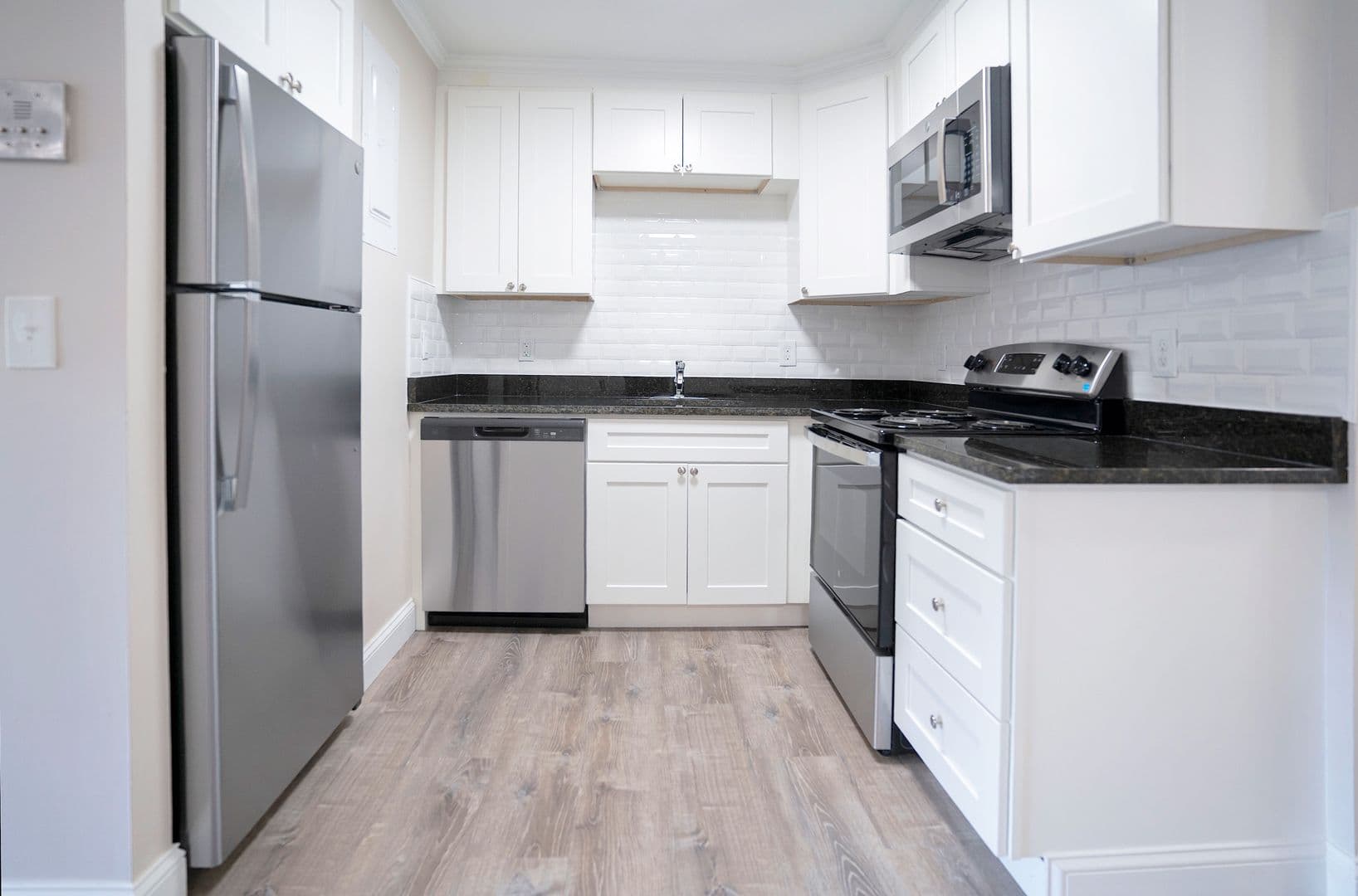 Quincy Apartment: 1020 Southern Artery