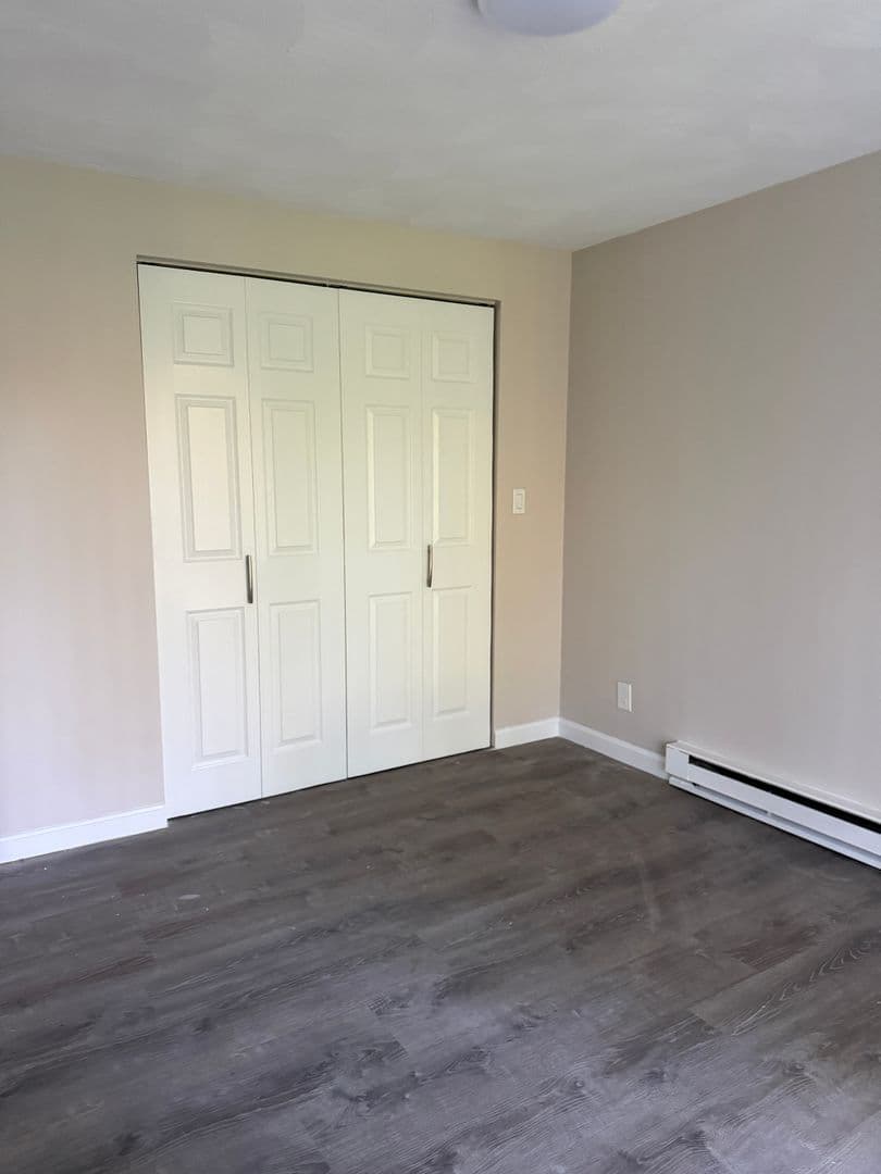 Ayer Apartment: 75 Groton School Road